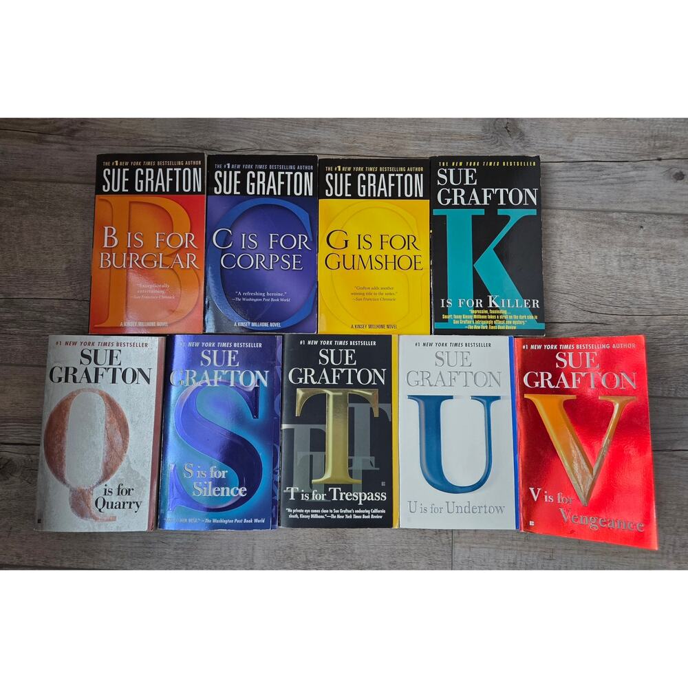 Sue Grafton Kinseyโ Millhone Alphabet Mystery Lot (9 Books)
